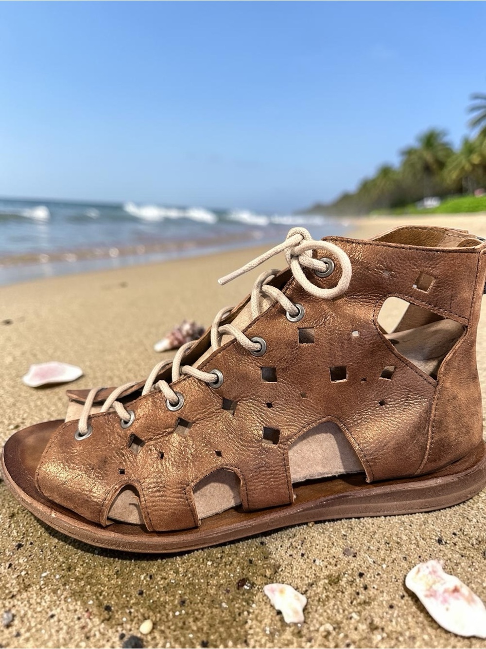 Miz Mooz Distressed Bronze Lace Up Gladiator Sz 42 - Picture 3 of 6